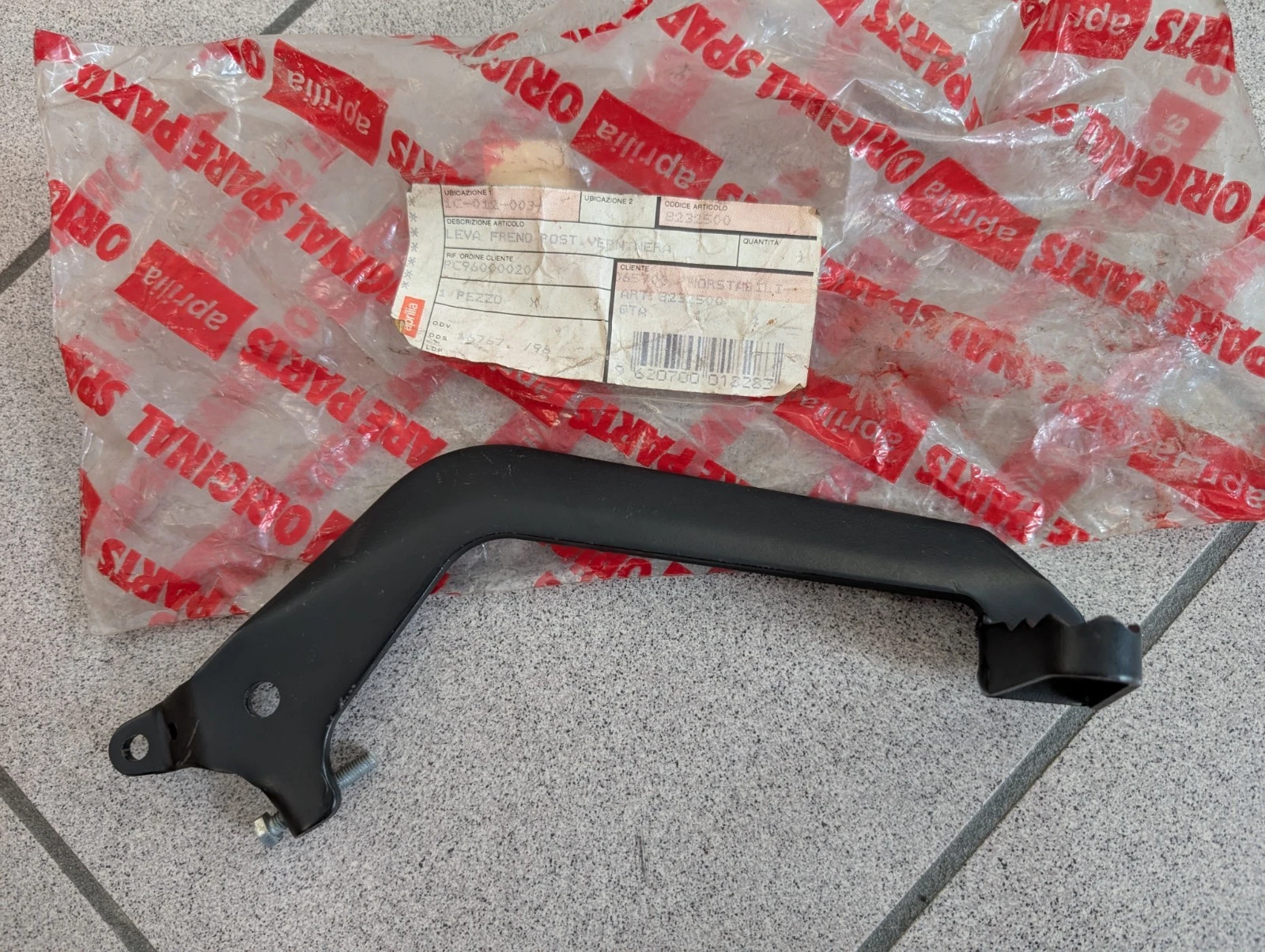 DESCRIZIONE DELL'IMMAGINE