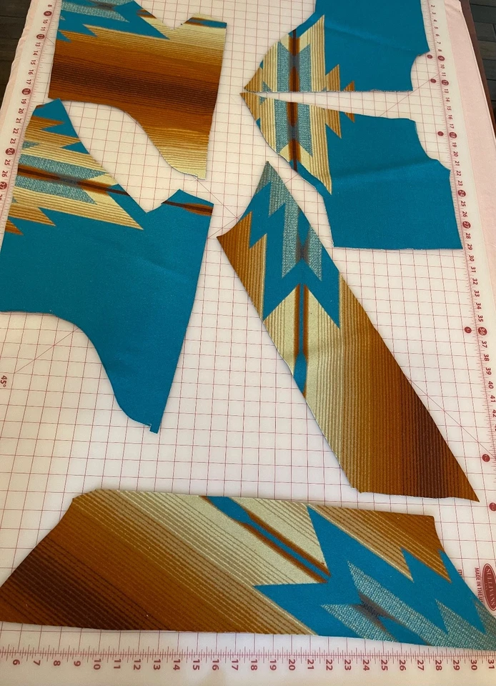 New Pendleton Wool blanket fabric remnants - Pagosa Springs - appx 1.13 lb - Image 4 of 4