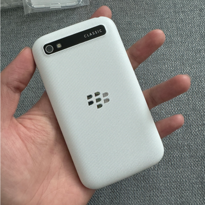 BlackBerry Classic Q20 Unlocked 4G LTE Retro Smartphone 16GB+2GB