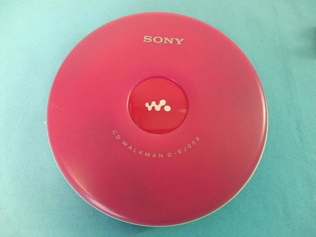 SONY Sony CD Walkman D-EJ002 w/Remote Control 13 Year Old Complete Product