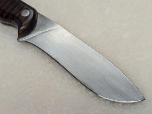 Gary Corum 1095 Steel 9.5" Drop Point Hunter Curly Maple Stocks & Leather Sheath - Picture 4 of 14
