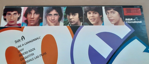 MENUDO vinyl LP lot CON AMOR Tus Exitos Favoritos POSTER 16 Greatest Hits Ricky - Picture 4 of 22
