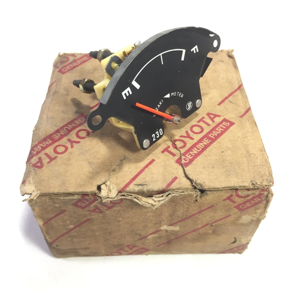 Indicador de combustible Toyota Hiace 12R genuino NOS Japón Foto 3 de 4