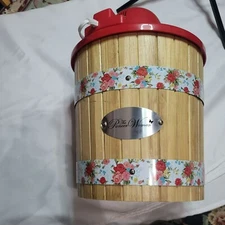 The Pioneer Woman 4QT Ice Cream Maker Model PWS136211223001 Red & Floral Electri