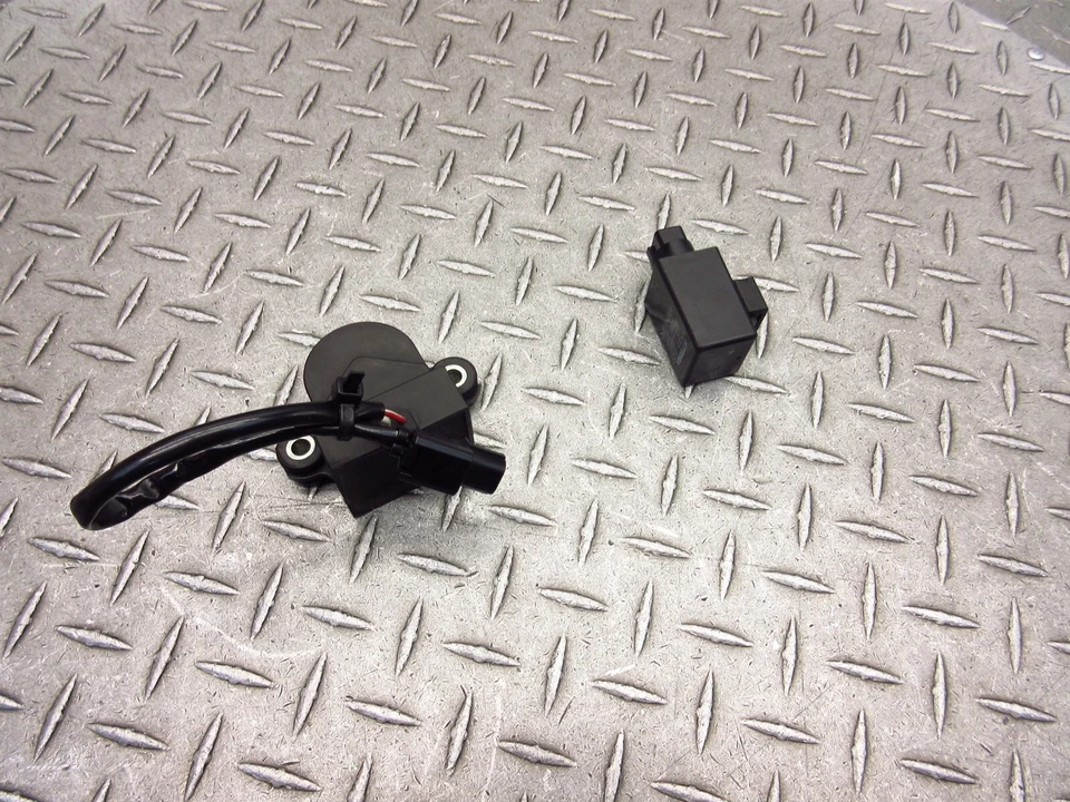 Honda CTX700 CTX700N 2015 14-17 OEM intermitente eléctrico relé punta banco sensor Foto 3 de 4