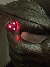 Sideshow Collectibles AVP Chopper Predator Life-Size Mask Prop Fox Studio New !