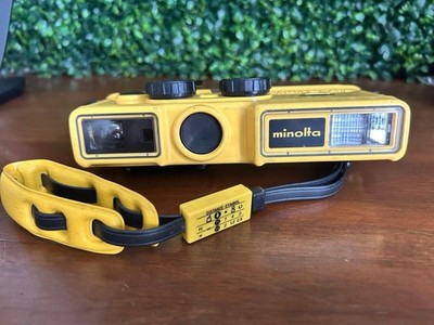 Minolta Weathermatic Dual 35 Film Camera Waterproof Yellow 35mm