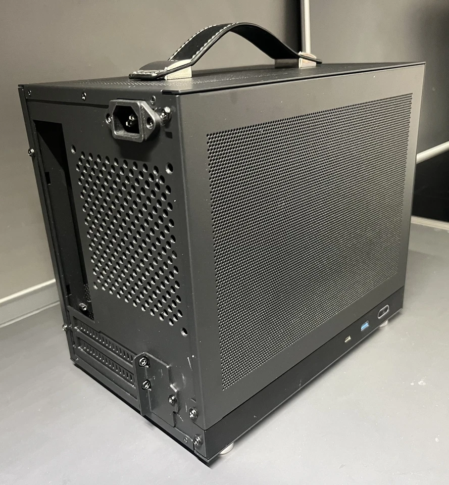 MiniNeo G200 Tragbares Mini-ITX-Gehäuse, Front-USB-Typ-C- und USB-3.0, Dual-Slot - Bild 3 von 4