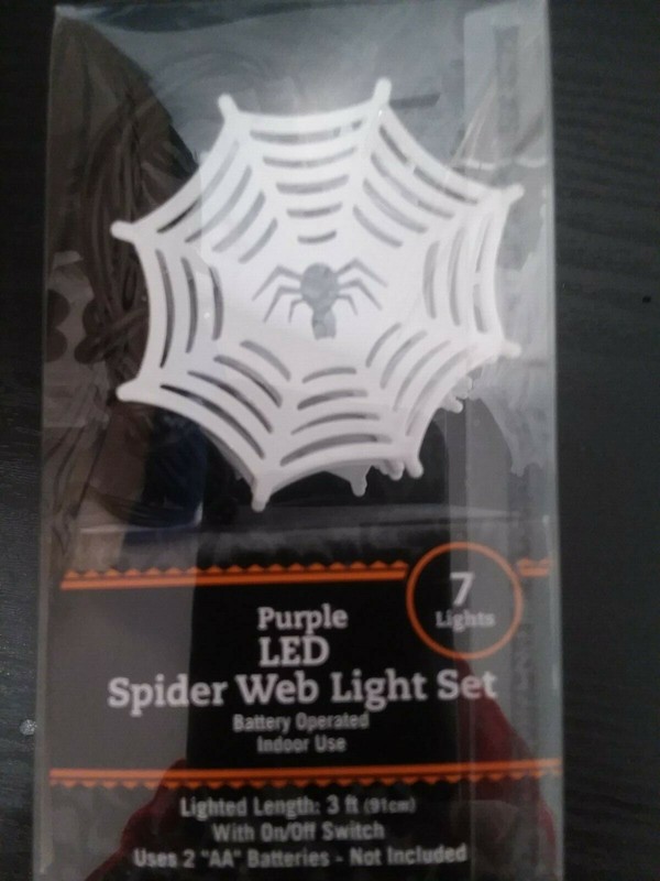 Halloween purple LED spider web light set 7 lights brand new