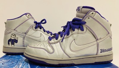 nike dunks dinosaur jr
