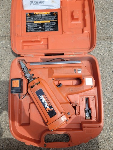 Paslode Impulse Cordless 30 Degree 