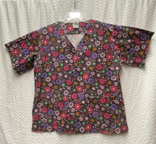 UA Scrubs Ornaments Pattern Multicolored Size Medium Scrub Top