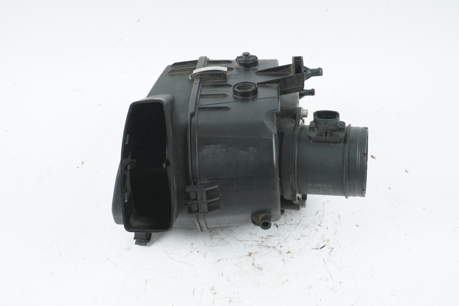 2014 - 2017 MASERATI QUATTROPORTE 3.0L LEFT DRIVER SIDE AIR CLEANER BOX OEM 51K