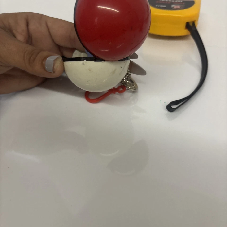 Dratini Basic Fun Pokemon Llavero Pokeball Usado Foto 3 de 4