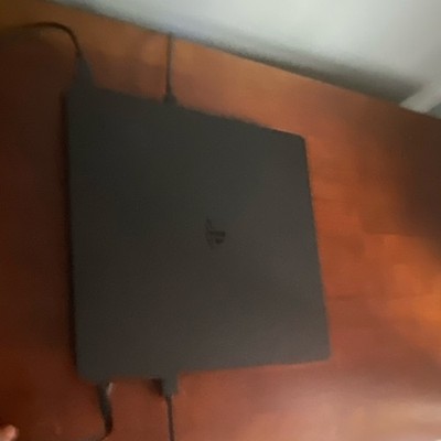 Sony PlayStation 4 Console w/ DualShock 4, HDMI/Power Cables & 8 Games
