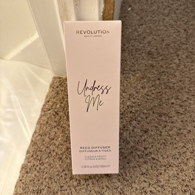 Revolution Beauty London  Undress Me  Reed Diffuser 3.38 fL oz