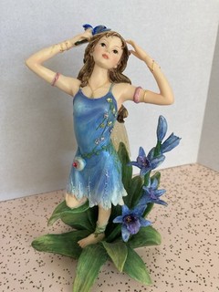 Faerie Glen Delphinia Retired Fairy Figure Figurine Munro