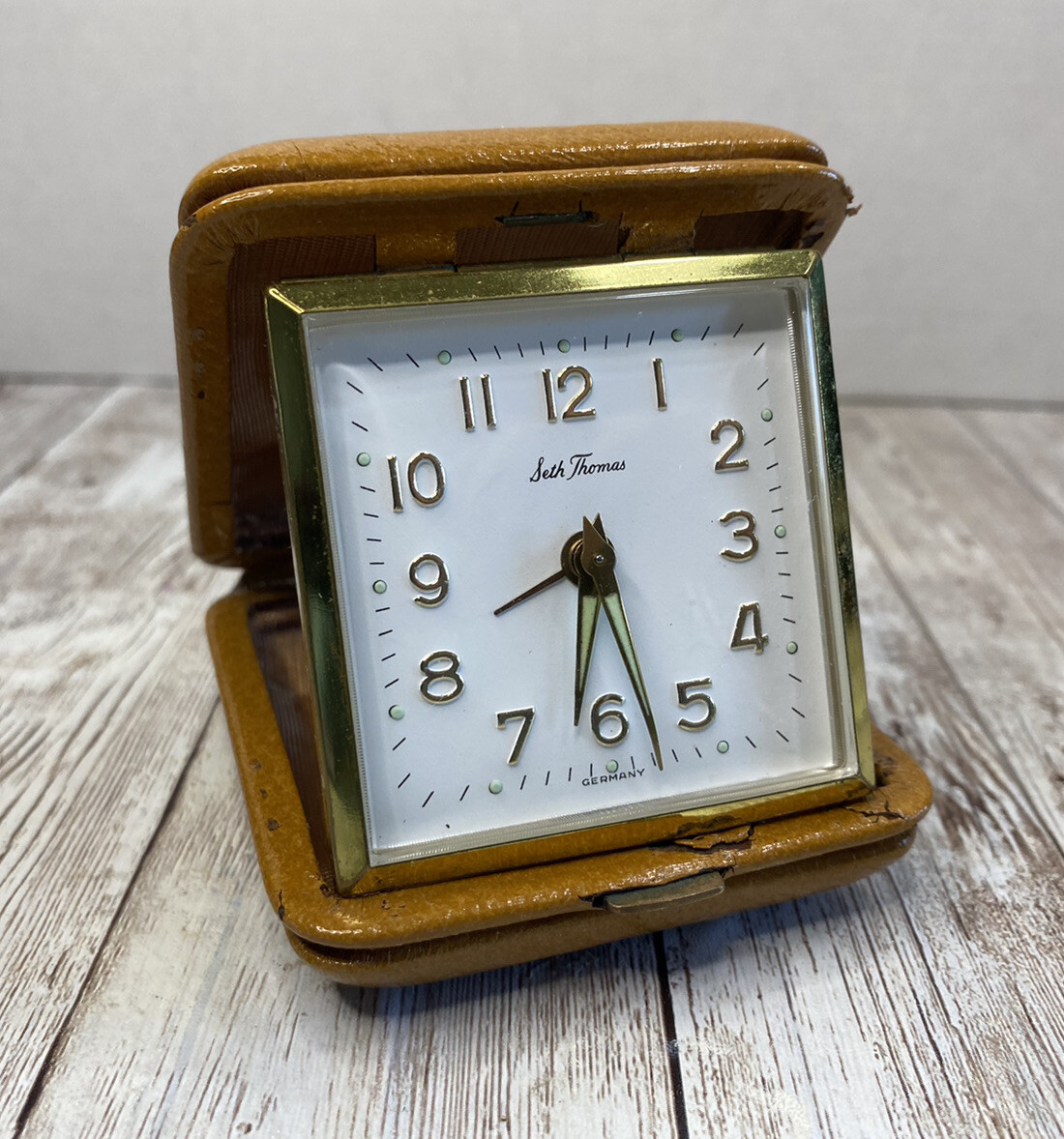 Vintage Seth Thomas Travel AlarmClock Folding Box Wind Up Vintage Seth Thomas Travel AlarmClock Folding Box Wind Up