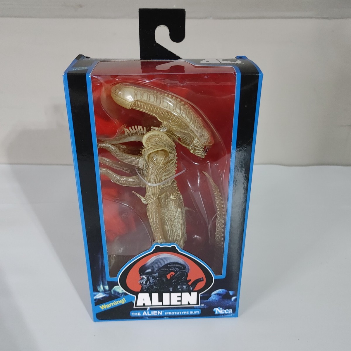 NECA Alien 40th Anniversary The Alien (Prototype Suit) NECA Alien 40th Anniversary The Alien (Prototype Suit)