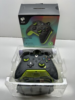 PDP Wired Controller Electric Carbon Controller Xbox One / Xbox X Open Box