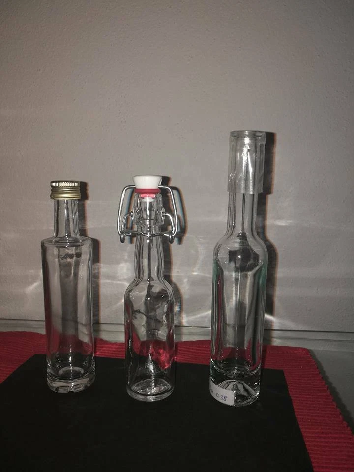 6 x versch.ungebrauchte leere Glasflaschen Schnapsflaschen inkl. Verschluss -NEU - Bild 3 von 3
