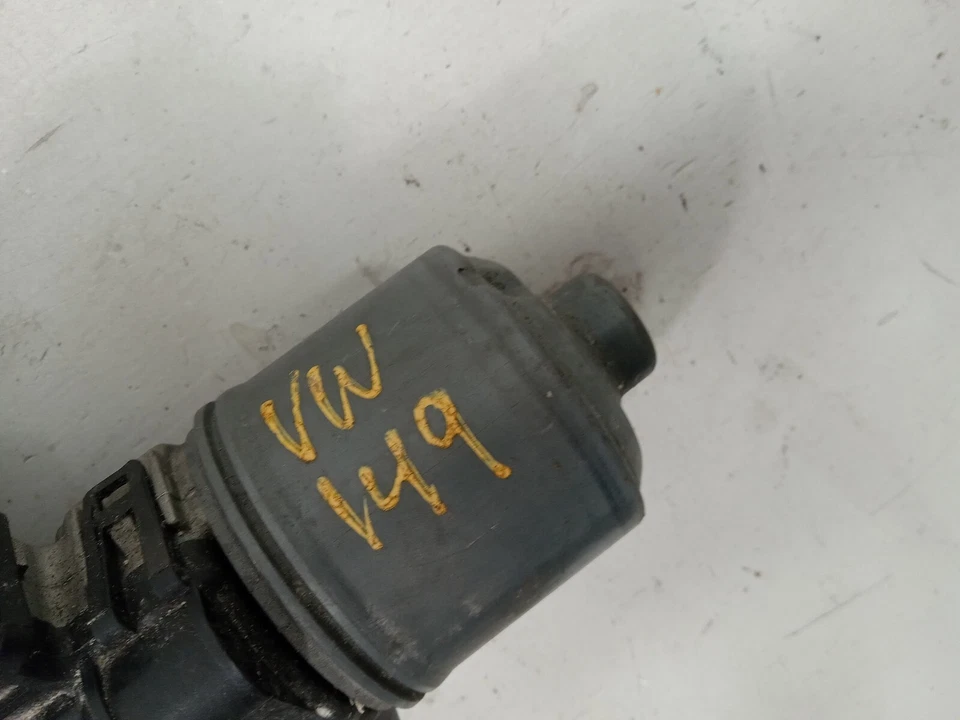 2001-2005 VOLKSWAGEN PASSAT СТЕКЛООЧИСТИТЕЛЬ МОТОР OEM, 620-58512 - Изображение 3 из 4