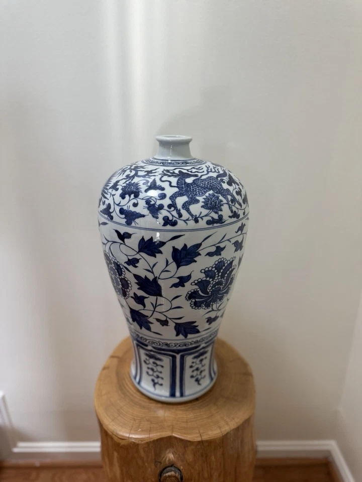 18-дюймовая китайская сине-белая ваза Meiping с цветочным рисунком оленя цилинь феникса — без повреждений - Изображение 4 из 4