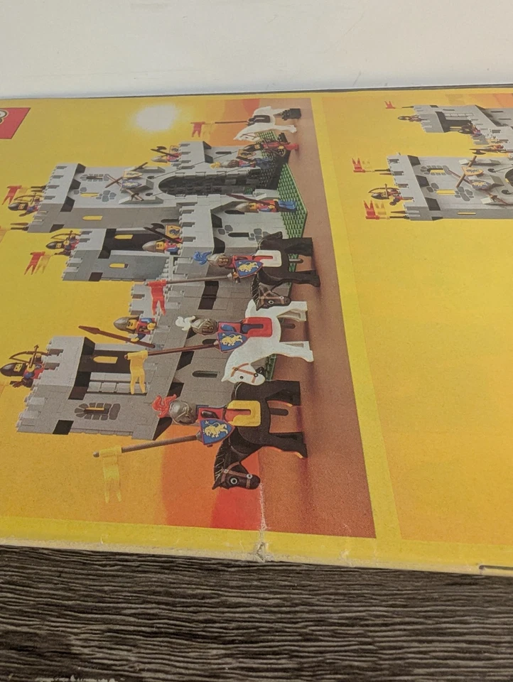 Vintage LEGOLAND King's Castle #6080  Original Instruction Manual ONLY Lego 1984 - Image 4 of 4