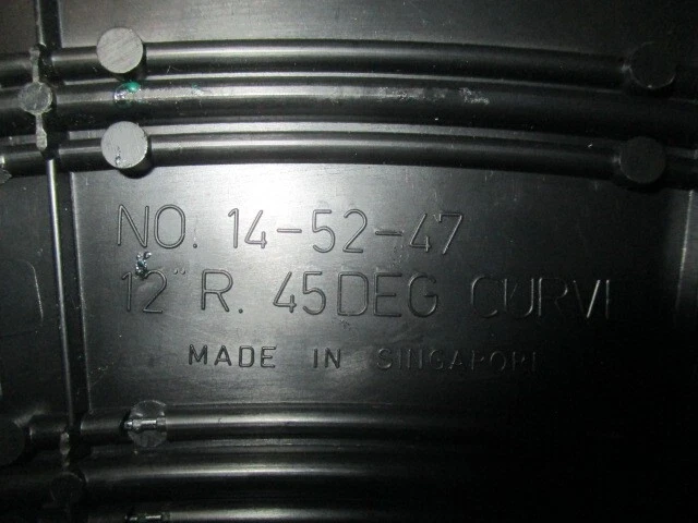 40 Matchbox Speed track 12 INCH RADIUS CORNERS SLOT CAR TRACK - Image 2 of 4