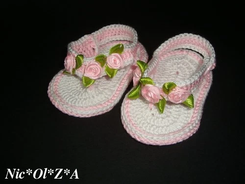 White baby sales flip flops