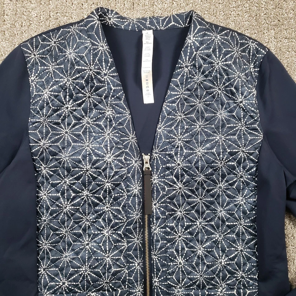 Lululemon Cardigan Again size 8 Blue Exploded Sashiko Star Inkwell Ghost Jacket - Image 2 of 4