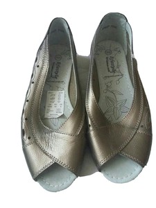 cushion walk peep toe shoes