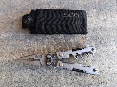 Sog PowerLitre Multitool with sheath