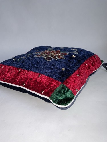 Cuscino natalizio vintage in velluto schiacciato con paillettes Poinsettia 11” x 11” - Foto 8 di 10