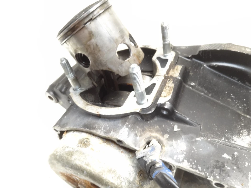 1975-1977 Yamaha DT250 Motorcycle Lower Bottom Engine Piston Flywheel - Image 3 of 4