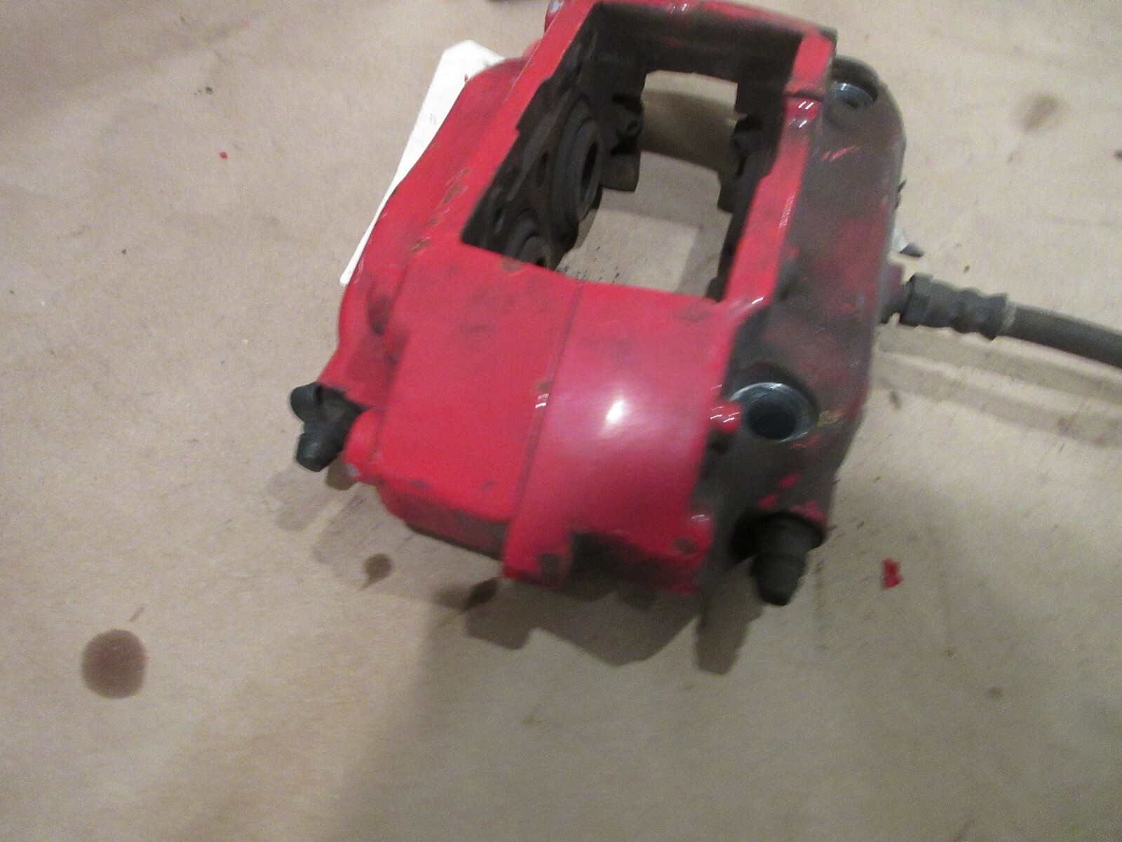 Maserati GranTurismo 09 4.7 F1 - LH Rear Brake Caliper- Red 