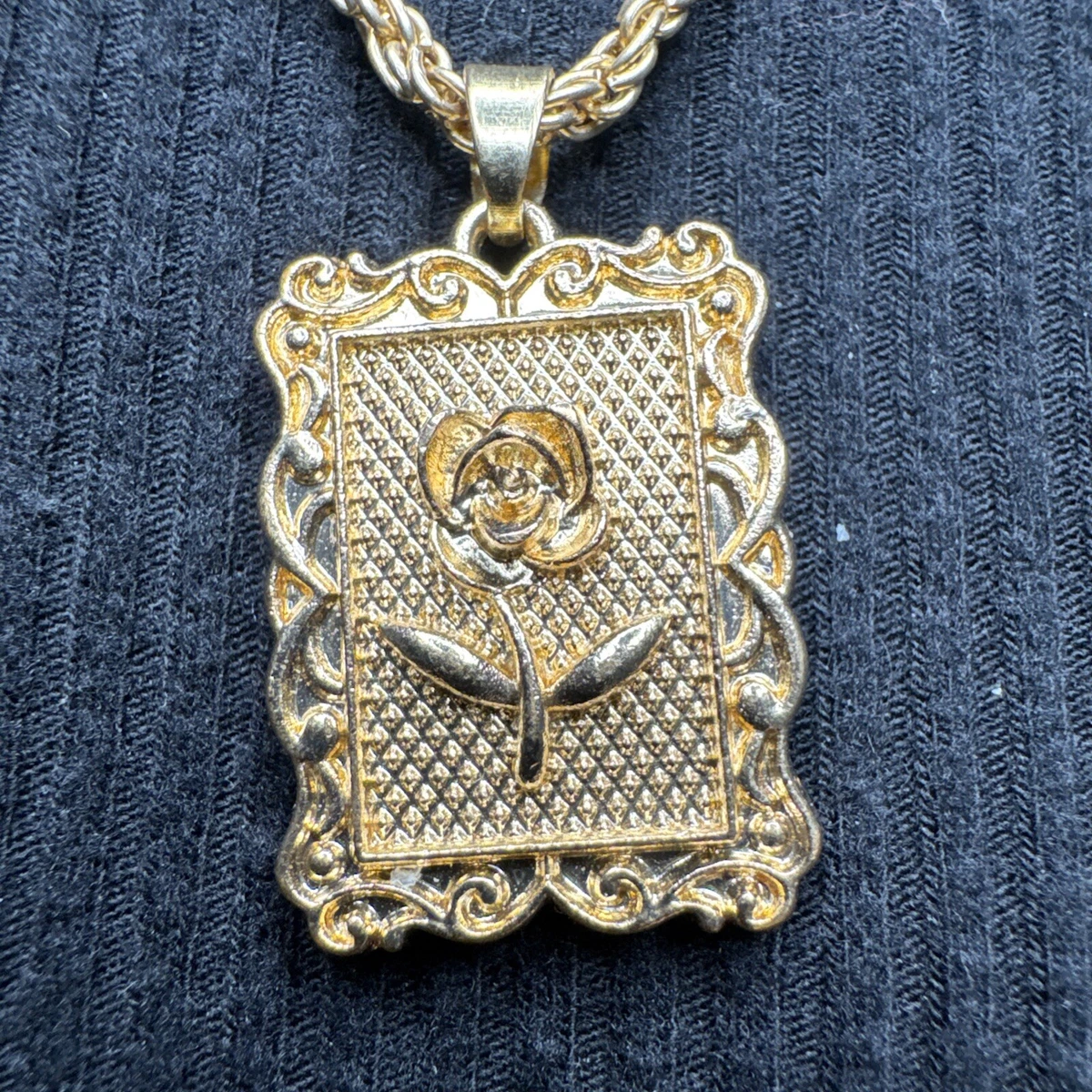 Collana SOFEA Con Rosa Rossa Preservata Nell'oro – Ciondolo La Bella E La Bestia, Gioiello Donna