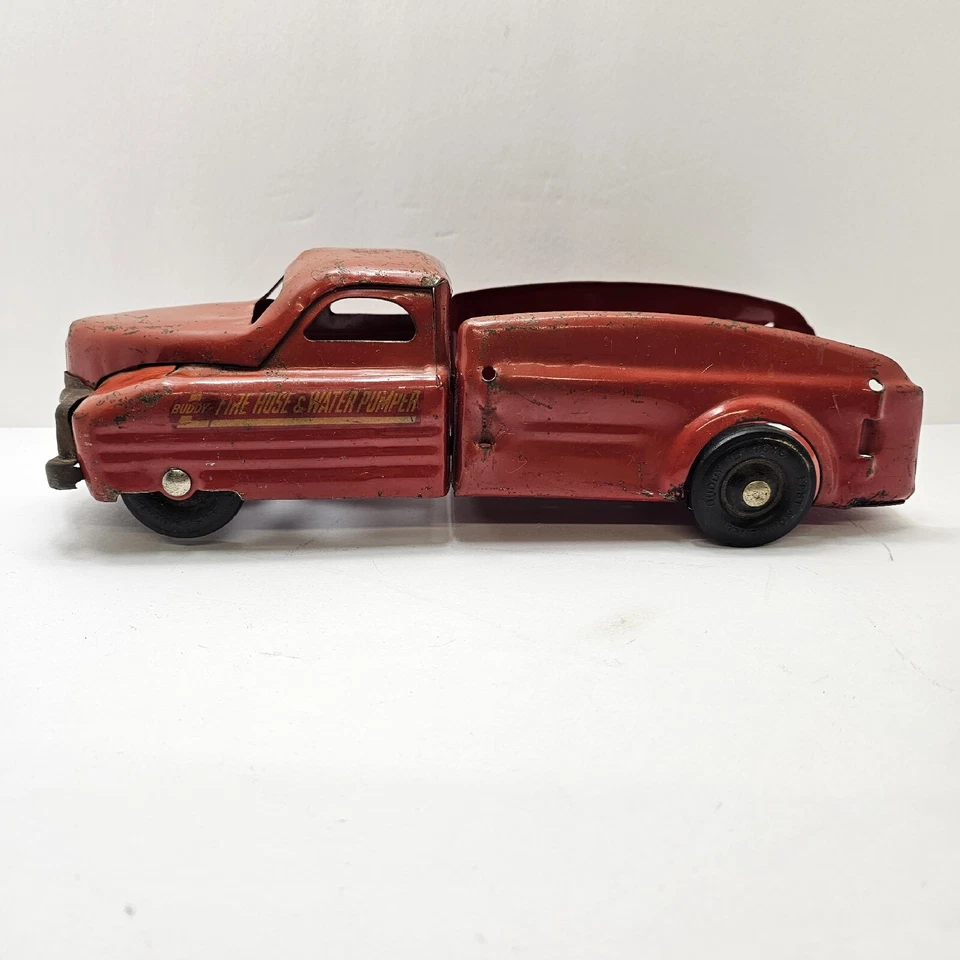 Camión de juguete Buddy L años 40 manguera contra incendios y bomba de agua vintage acero prensado metal  Foto 3 de 4