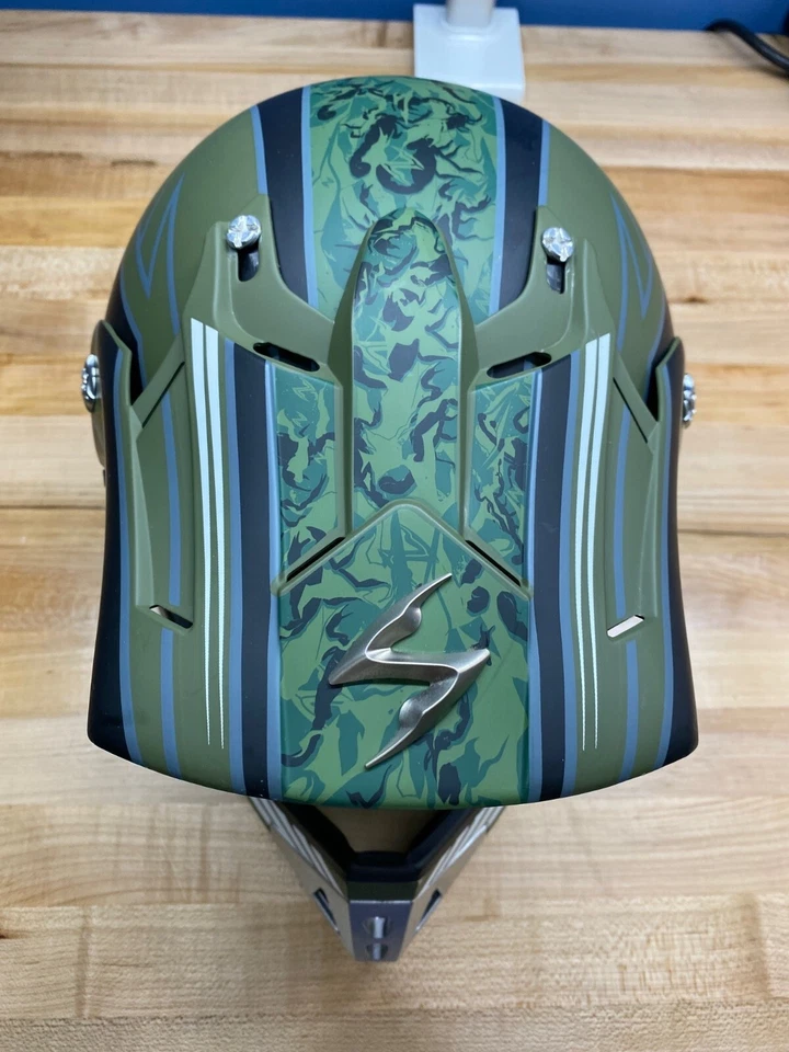 Scorpion EXO con Visera Stalker VX-14 Talla M Camuflaje Excelente Estado Foto 2 de 4