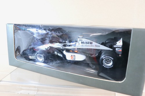 MINICHAMPS B6 696 0220 1/18 MERCEDES BENZ COLLECTION HAKKINEN FORMULA 1 CAR 8 - Picture 4 of 6