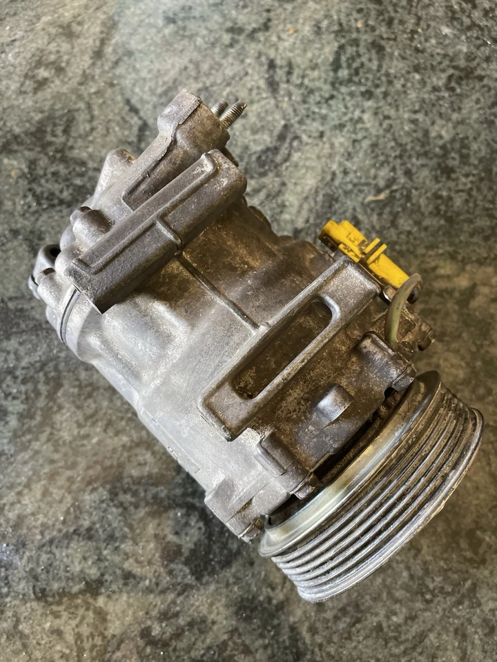 COMPRESSORE ARIA CONDIZIONATA PEUGEOT 407sw 2.0cc HDI 2005 Foto 3 de 4