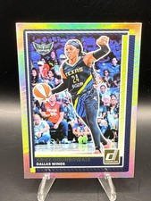 2025 Donruss WNBA #39 Arike Ogunbowale Holo