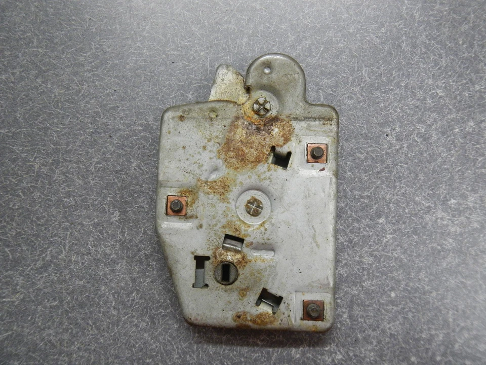 Buick LeSabre Wildcat Electra 225 1963 1964 cierre de maletero lanzamiento 63 64 funciona Foto 3 de 4