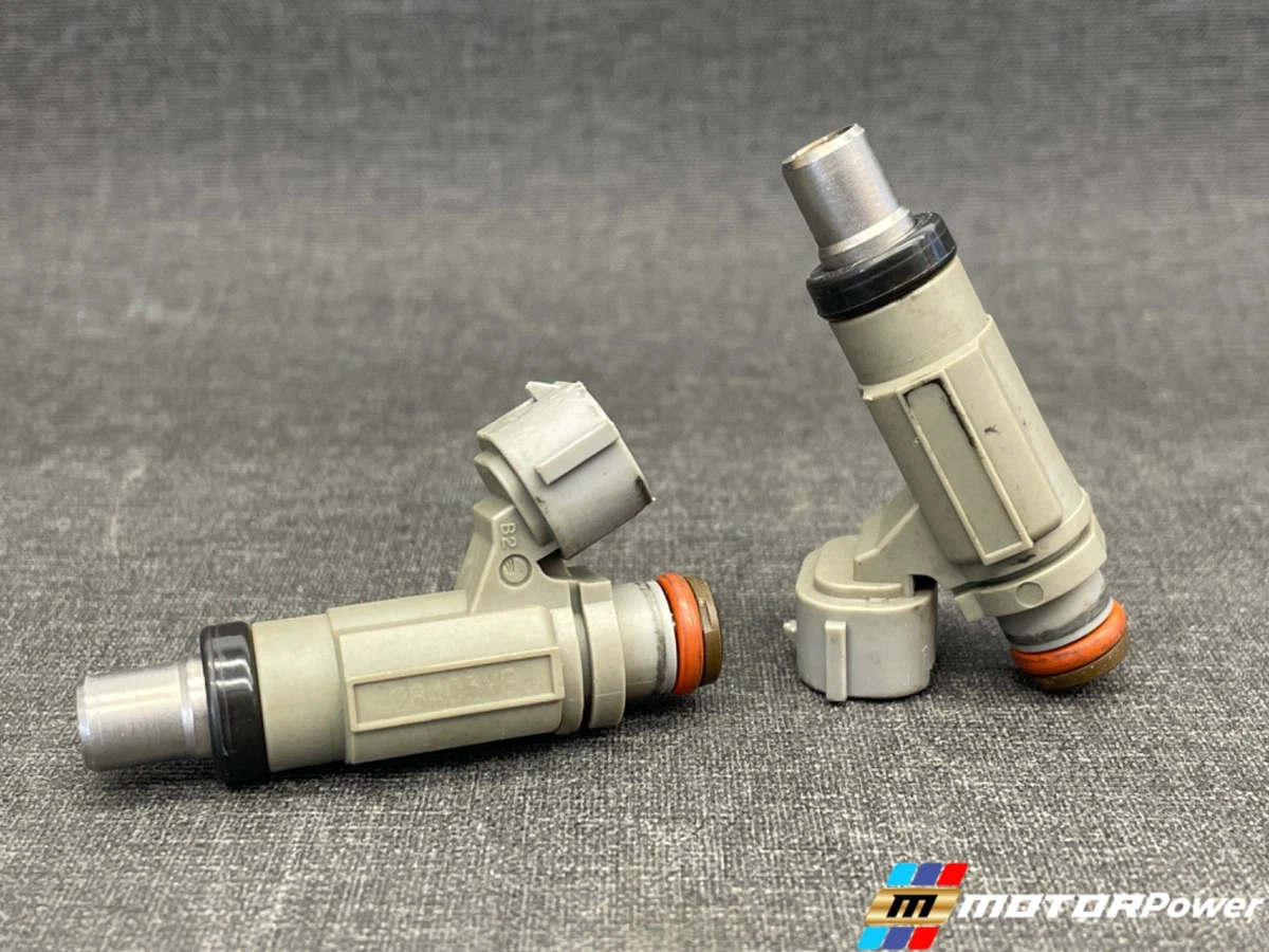 04-05 Kawasaki Ninja ZX10R Fuel Injector Set of 2 Genuine OEM