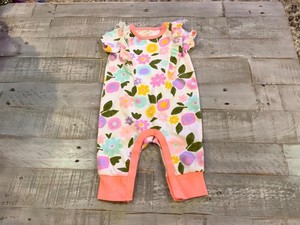 Girls Cat & Jack romper size 0-3 months short sleeve w/flowers multicolor 
