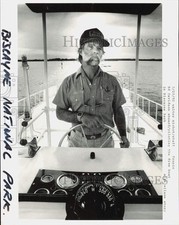 1992 Press Photo Ed Davidson aboard dive boat in Biscayne Park, Florida