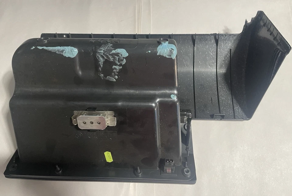 Guantera BMW 318ti E36 hatchback compartimento de almacenamiento negro para 1992-1999 Foto 2 de 4