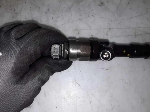 236700G010 Inyector para TOYOTA COROLLA (E12) * 1638544 - Imagen 2 de 3