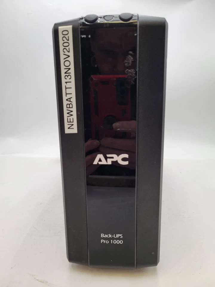 APC BR1000G Back-UPS Pro 1000 Battery Back-Up 8-Outlets 1000VA 600W 12A - Image 2 of 4