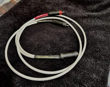 SIGNAL CABLE SILVER RESOLUTION 1M RCA (SINGLE) TO (DOUBLE) RCA SPLITTER CABLE